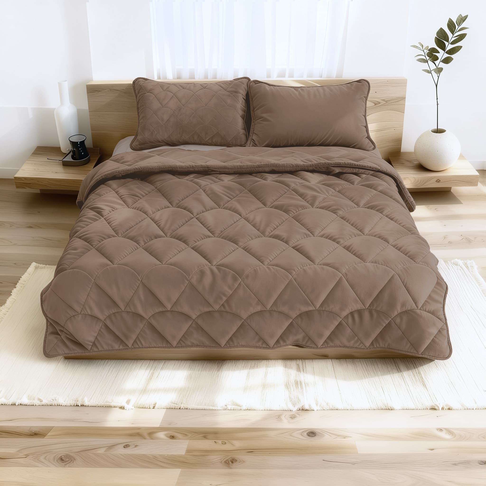 Lazy Dekbed Velvet Taupe/Bruin 200 x 200 Met Luxe Kussenslopen